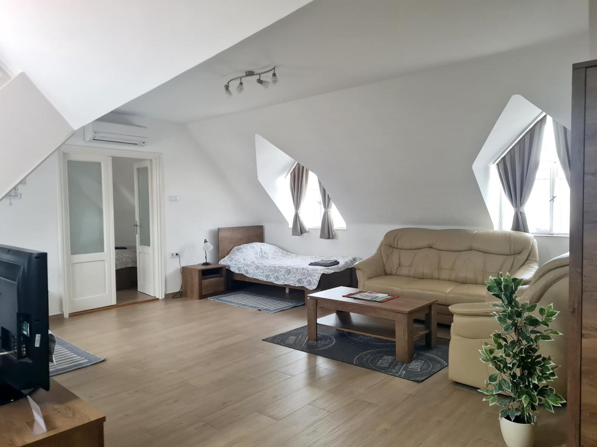 P16 Apartment Hajduboszormeny Eksteriør billede