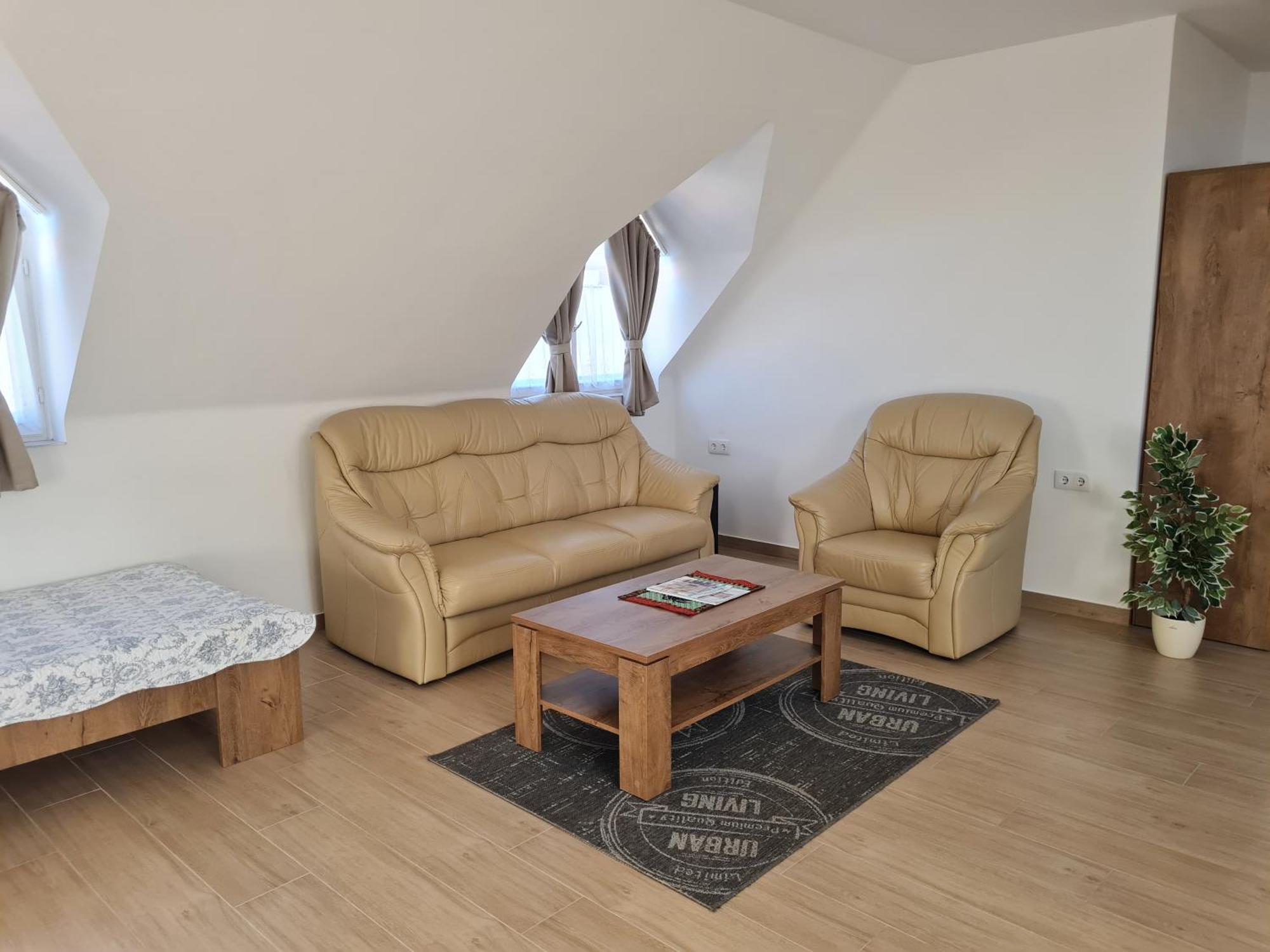 P16 Apartment Hajduboszormeny Eksteriør billede